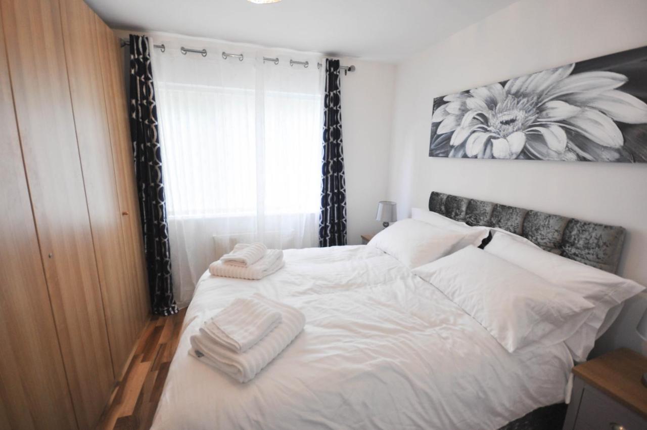 Modern 2 Bed Apartment